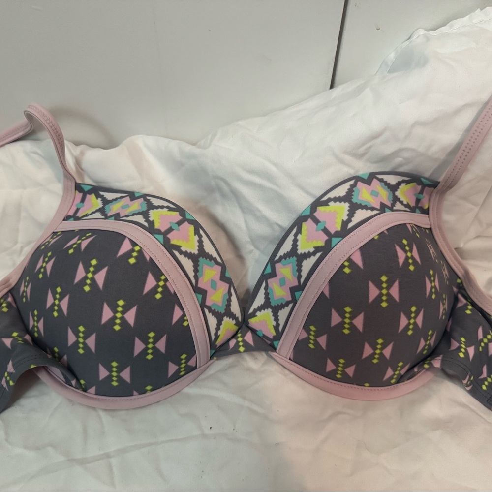 Xhilaration Multicolor Geometric Bikini Top